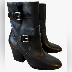 Black Mk leather Aston ankle boot size 10M